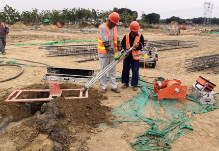 联华检测--桩基设备安装 