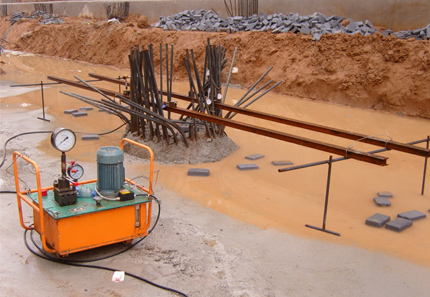 联华检测--自平衡静载检测现场加载 